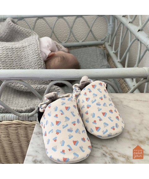 MY FIRST SLIPPERS LES BATEAUX - 3-6 months