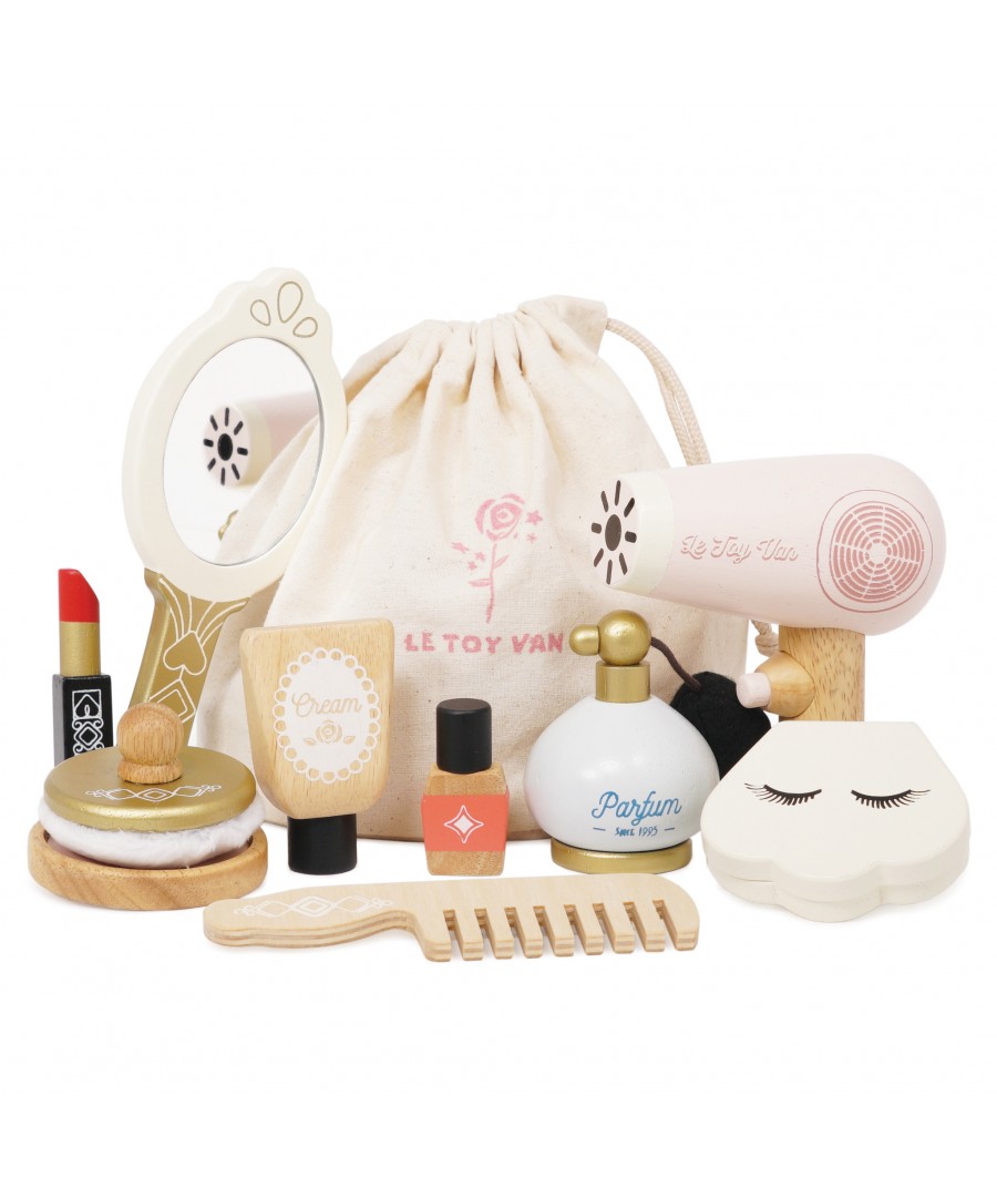 VANITY STAR BEAUTY KIT - 11 PIECE