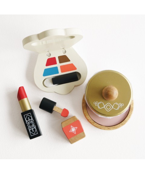 VANITY STAR BEAUTY KIT - 11 PIECE