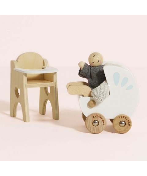 DOLLS HOUSE NURSERY & BABY SET - 5 PIECE