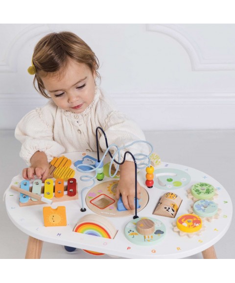 SENSORY ACTIVITY TABLE