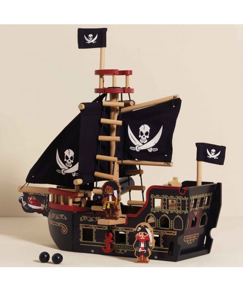 BATEAU PIRATE DU CAPITAINE BARBEROUSSE