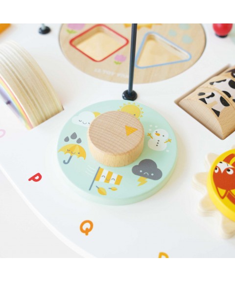 SENSORY ACTIVITY TABLE