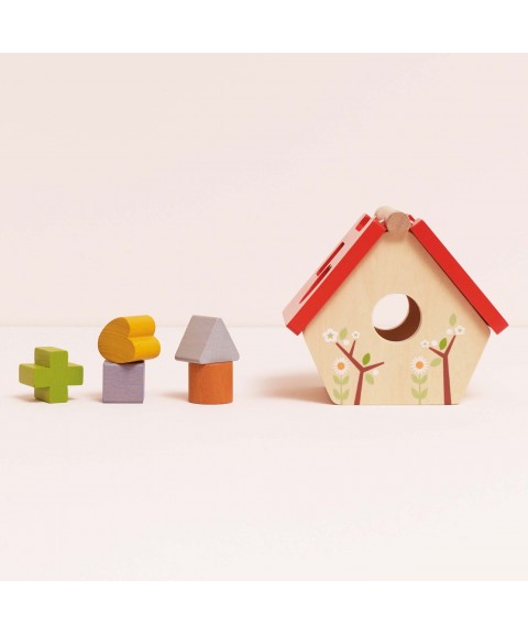 WOODLAND BIRD HOUSE SHAPE SORTER