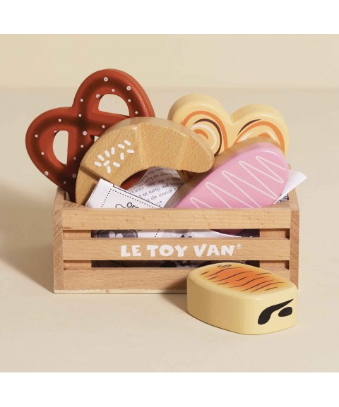 BAKERY AND PATISSERIE WOODEN CRATE