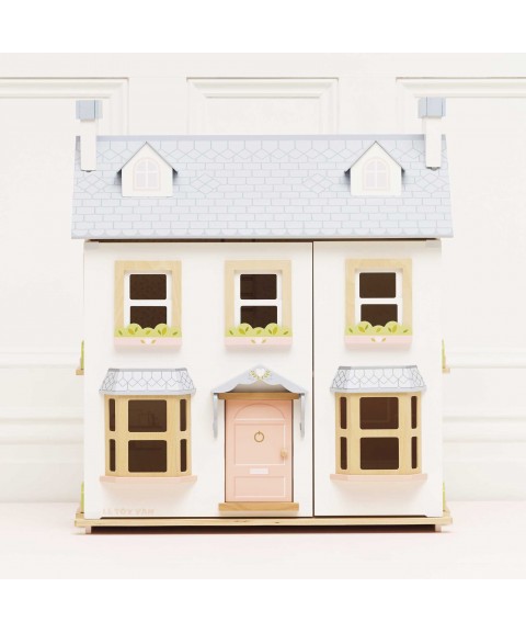 MAYBERRY MANOR WOODEN DOLLS HOUSE