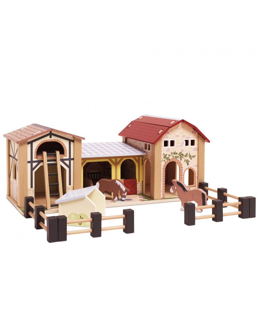 WOODEN FARMYARD STABLES