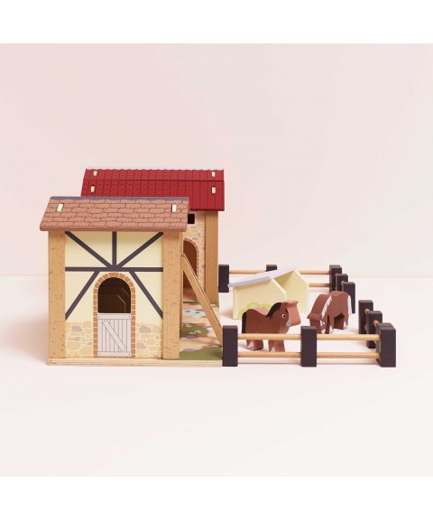 WOODEN FARMYARD STABLES