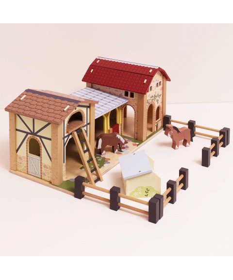 WOODEN FARMYARD STABLES