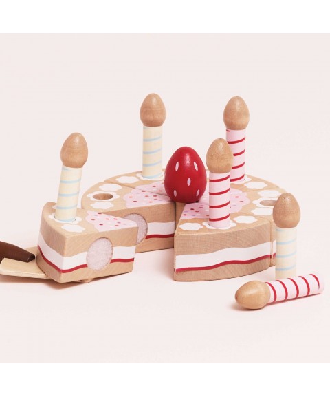 SLICEABLE BIRTHDAY CAKE & CANDLES - 8 PIECE (6) 