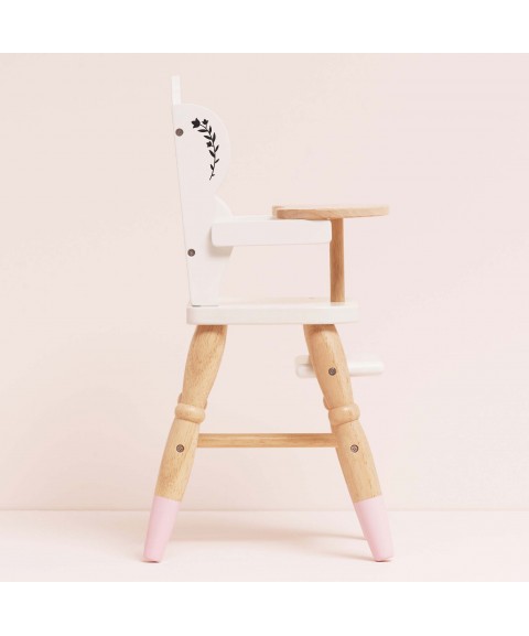 DOLLS WOODEN HIGH CHAIR (4) 