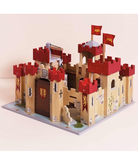 CHÂTEAU EN BOIS CŒUR DE LION