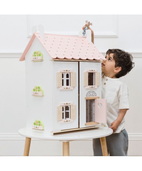 MAISON DE POUPÉE ROSE COEUR