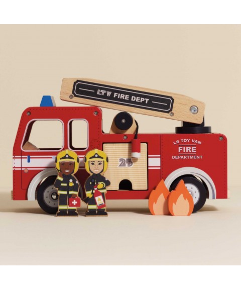 CAMION DE POMPIERS AVEC POMPIERS