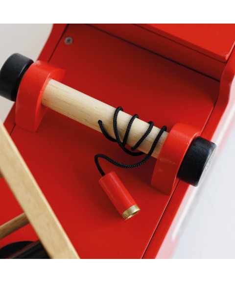 CAMION DE POMPIERS AVEC POMPIERS