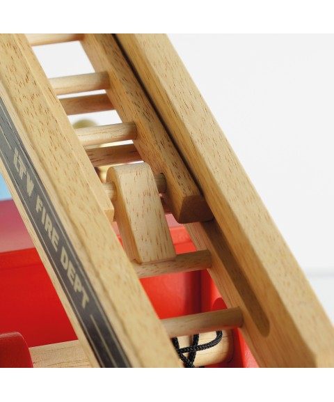 CAMION DE POMPIERS AVEC POMPIERS