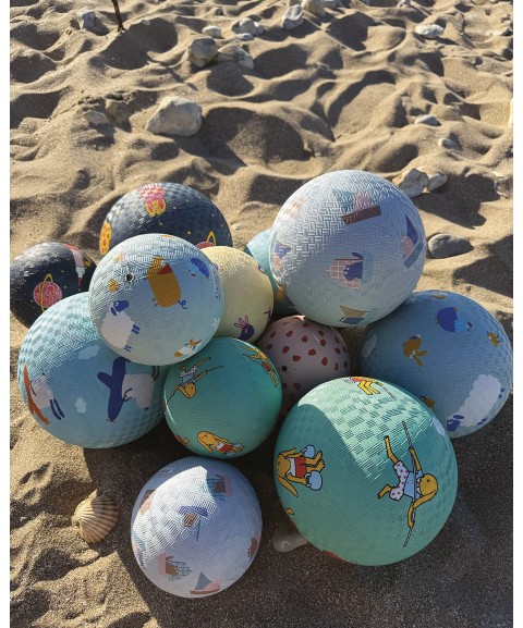 SMALL PLAYGROUND BALL THE SAILING CATS